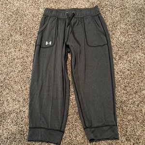 UA crop pants